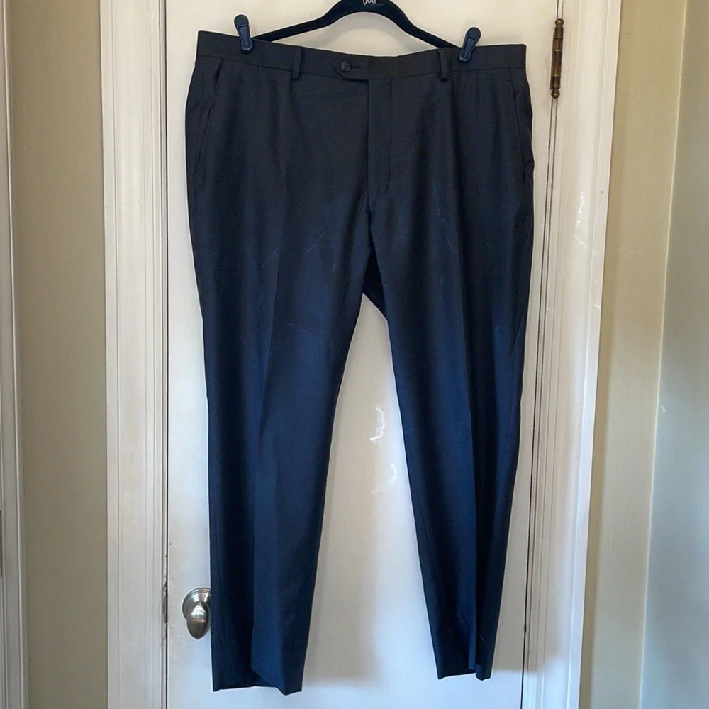 Jos. A. Bank Navy Blue 4 Piece Suit Set Traveler’s Collection